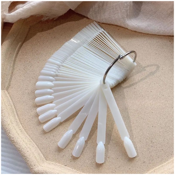 Δειγματολόγιο Τετράγωνα Λευκά Tips 50τμχ